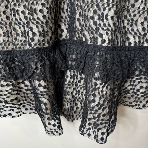 Elliatt Black Venice Lace Puff Sleeve Fitted Ruched Mini Dress - Picture 11 of 13